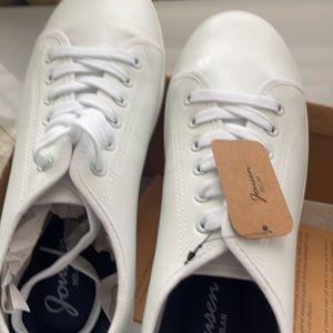 New Jonsen white shoes